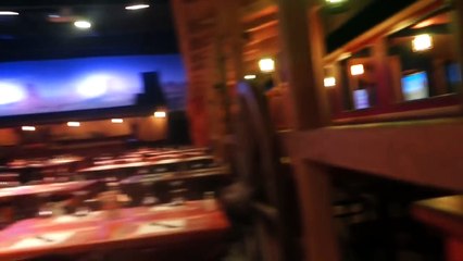 Antho montre ses fesses - vlog famille