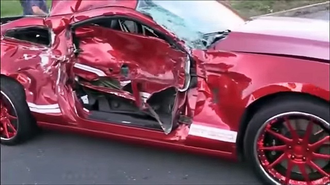 Mustang Crash Compilation