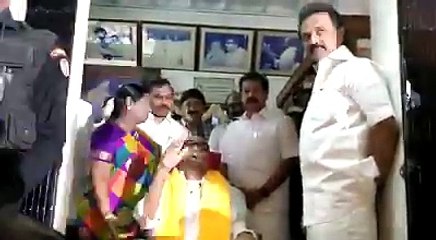 தொண்டர்களை சந்தித்தார் கருணாநிதி