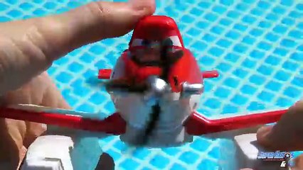 Disney Planes 2 Fire & Rescue: Dusty écope et asperge Jouet de bain Les Avions