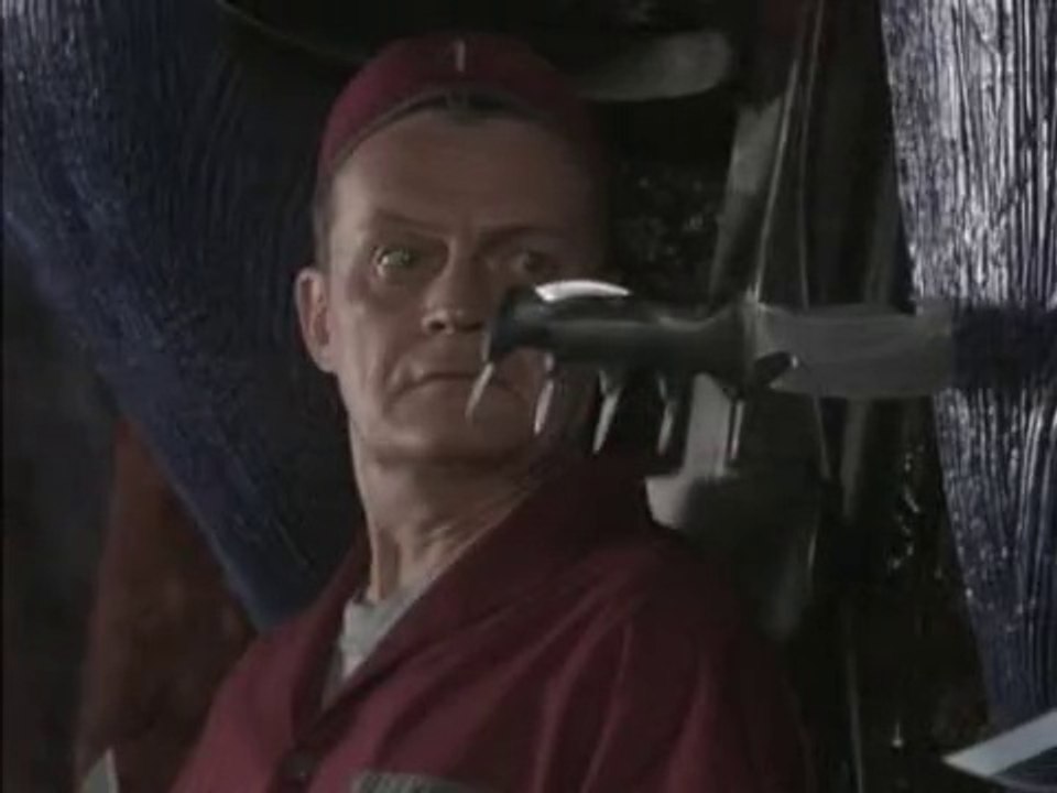Lexx S03E08