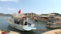 Antalya açıklarında sürat teknesi battı: 9 ölü (4)