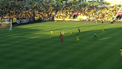 Malgré un sublime coup franc de Giovinco et trois buts d'avance, Toronto s'écroule devant Columbus