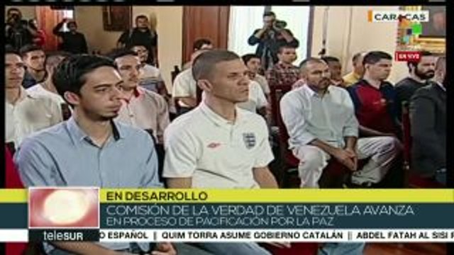 Rodríguez llama a opositores a construir política por la vía pacífica