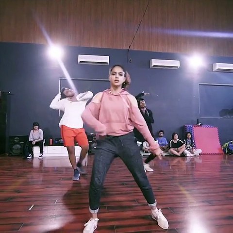 Royal Family | FRONTROW | World of Dance College Girls Ultimate Hip-Hop Dance Face Off at IIT-D