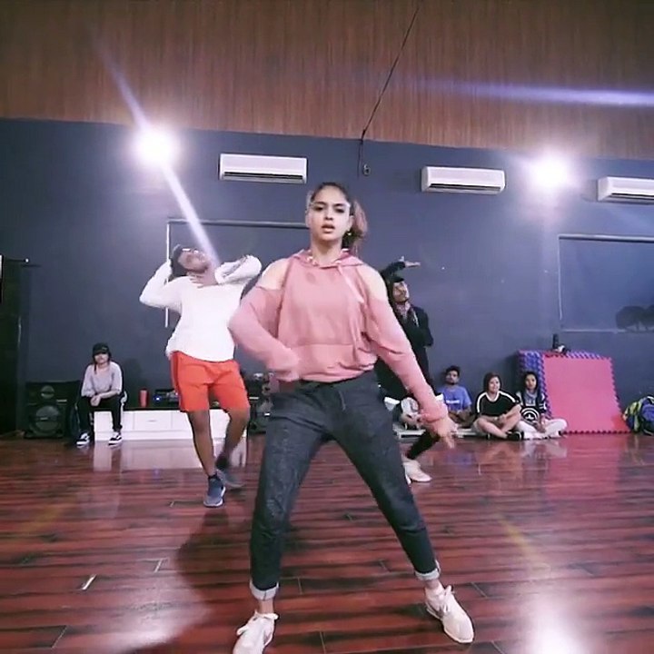 Royal Family | FRONTROW | World of Dance College Girls Ultimate Hip-Hop Dance Face Off at IIT-D