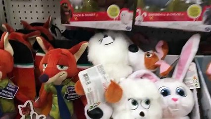 Tons of NEW The Secret Life Of Pets TOYS, Collectible Figures, Plushies