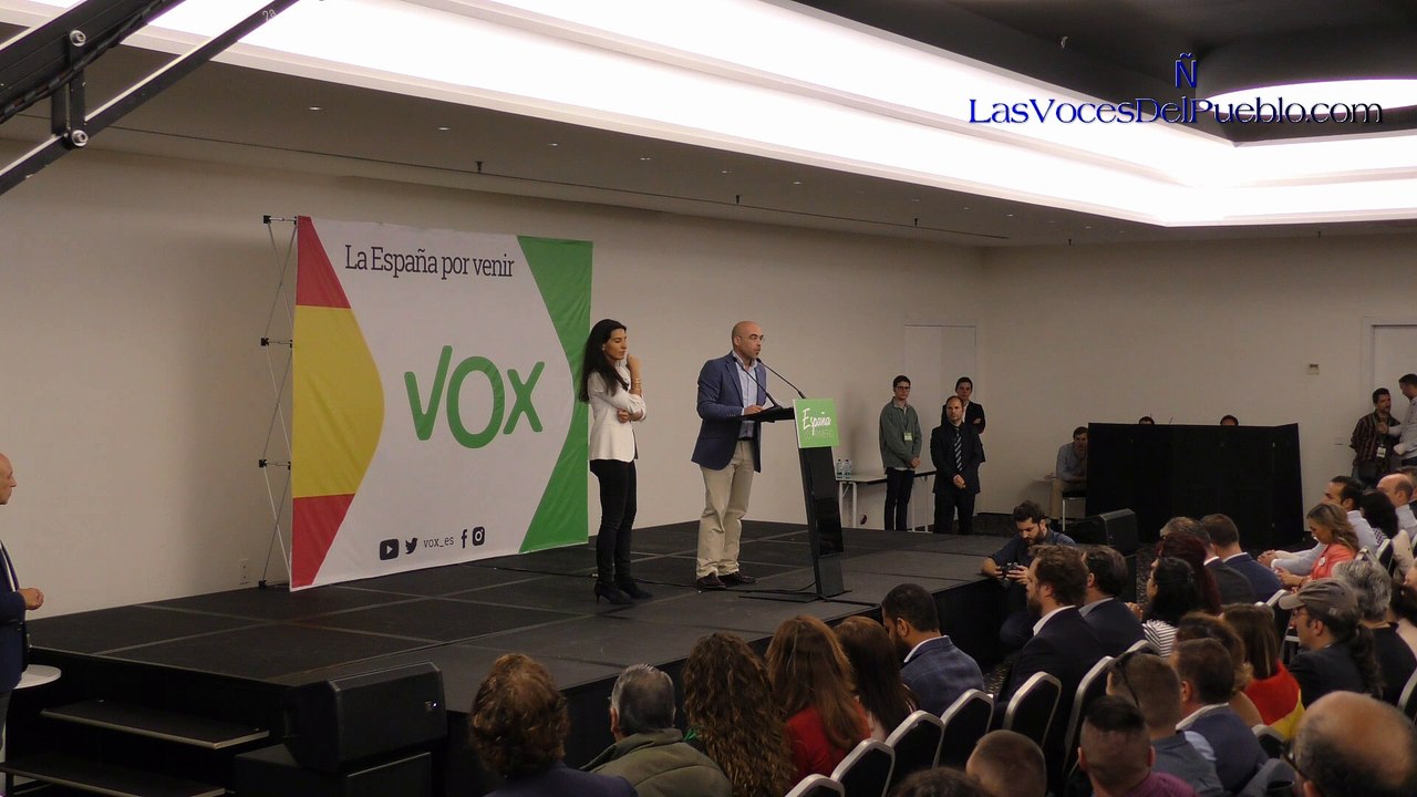 Discurso íntegro del cargo de VOX, Ignacio Garriga, hoy en Barcelona durante el estreno de VOX en Cataluña