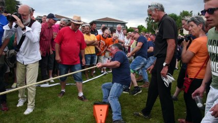 Auxy bat Antully au tir à la corde