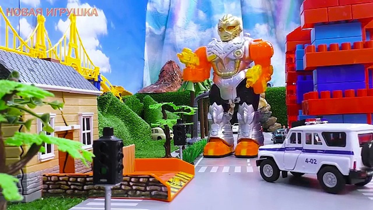 Робот в городе! Мультик Приключения машинок.