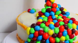 M&M ANTIGRAVITY CAKE