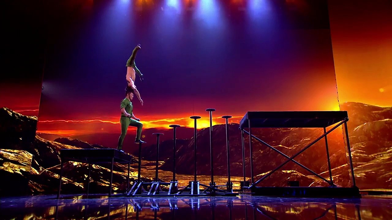 Clip màn biểu diễn nguy hiểm tính mạng của Quốc Cơ - Quốc Nghiệp tại chung kết Britain's Got Talent 2018.