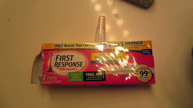 LIVE PREGNANCY TEST RESULTS! 11 DPO HOME PREGNANCY TEST!