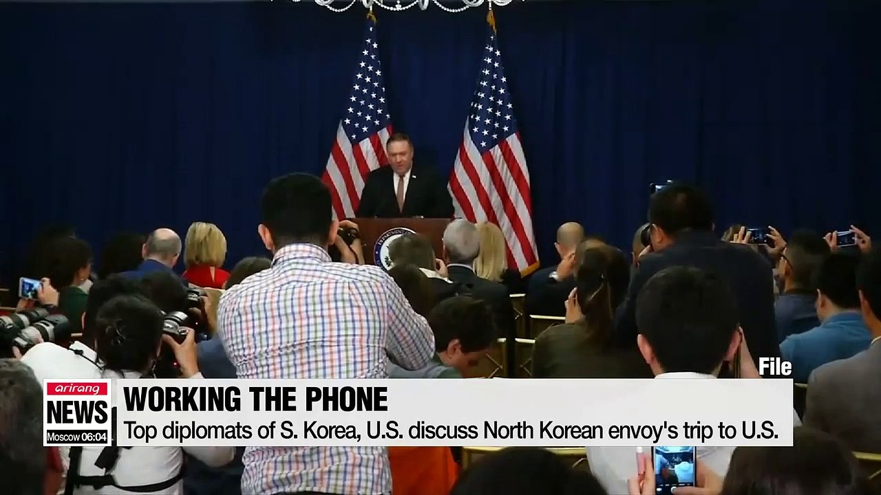 Seoul's FM holds phone talks on N. Korea-U.S. summit with counterparts in U.S. and Singapore