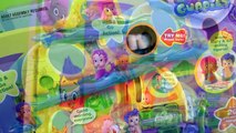 Bubble Guppies Swim Sensational School Playset with Surprise - La Escuela de Natación de Sirenos