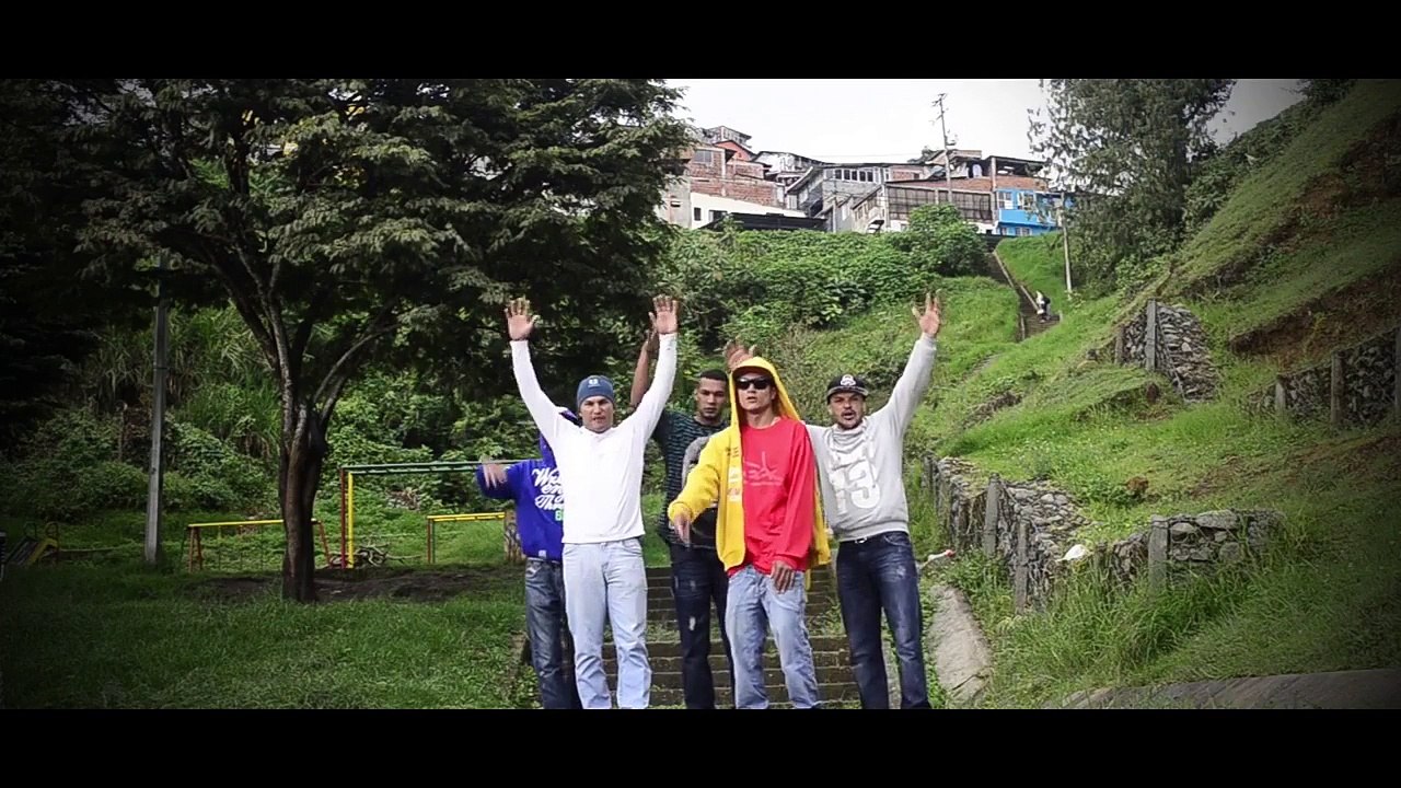 Emboscada ft Pitu - Bajo camino