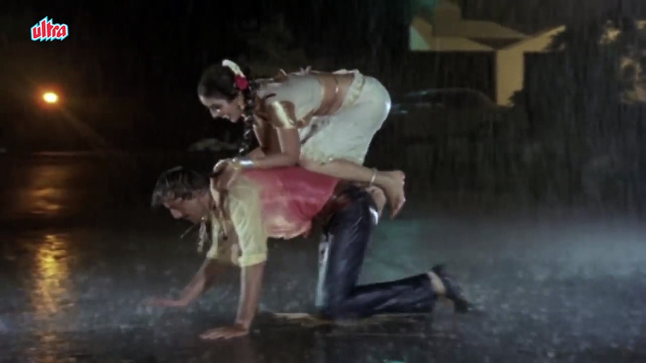 Anuradha Patel Hot Song With Sanjay Dutt Jaan Ki Baazi video