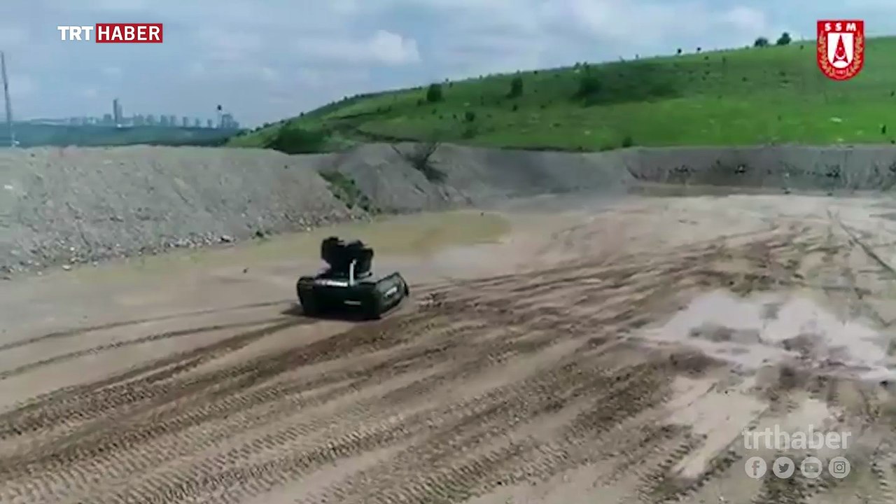 Türkiye'nin insansız kara aracı UKAP göreve hazır