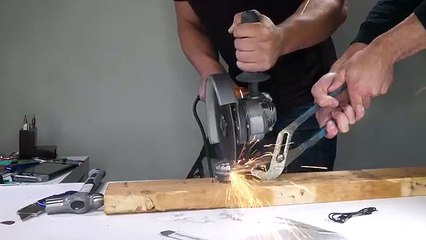 Il trouve le point faible d'un cadenas à 100$