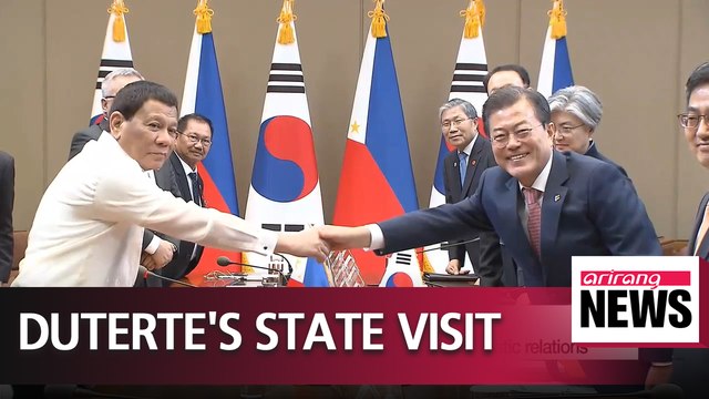 Presidents Moon and Duterte hold summit meeting at Blue House