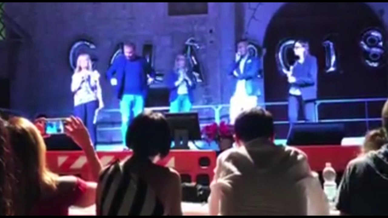 Andria: in centinaia nel Palazzo Ducale per musica e solidarietà "grazie all'assessore Del Giudice ed al Sindaco" - video