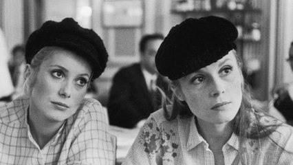 15 Celebrity Sisters That Look Freakishly Alike