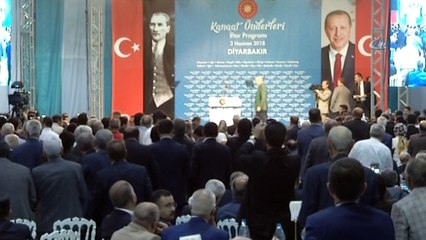 Orhan Karakurt: '  Orada prompter bozulmadı. Cumhurbaşkanı, vatandaşların önünde duran korumaların yerine tepki gösterdi'