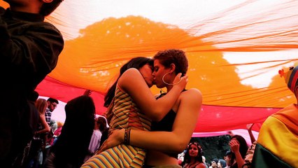 Gay Pride in Sao Paulo: Heiße Küsse und Politik