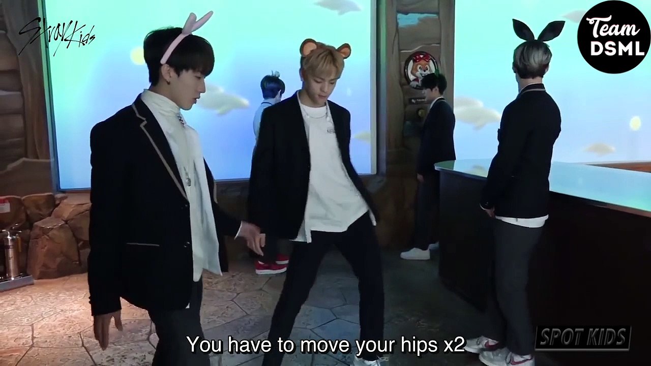 SKZ BLACK: HYPER&WILD
