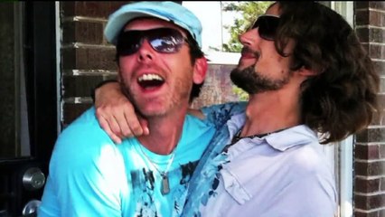 Supreme Court Sides With Baker in Same-Sex Wedding Cake Case