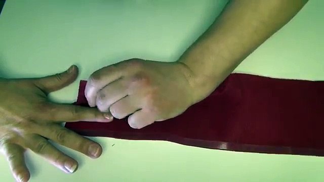 Blumen basteln: Rose aus Krepppapier, Feinkrepp basteln. How to make crepe paper roses flowers.