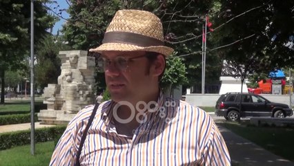 Ora News - Shkodranët pro dhe kundër parkimit me pagesë