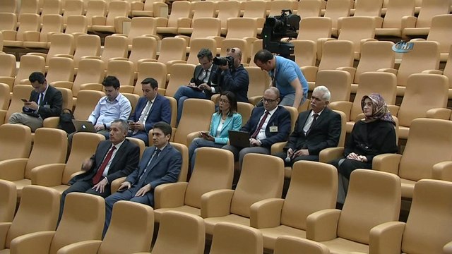 Başbakan Yardımcısı Bozdağ: “Bayram ikramiyeleri ve emekli maaşları bayram öncesi ödenecek”