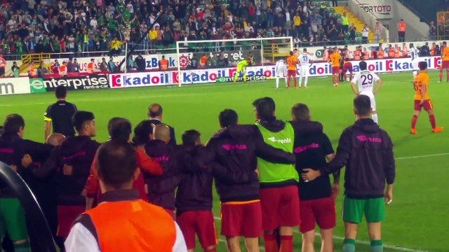 Gomis'in Penaltı Kaçırmasına Fatih Terim Tepkisi/Fatih Terim Reaction to Gomis Penalty Abduction