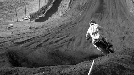 Télécharger la video: 2018 Glen Helen Motocross 450 Class Race 2 Remix