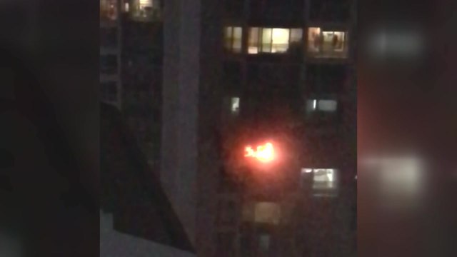 부산 해운대구 아파트 화재...50여 명 대피 / YTN