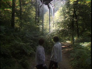 Die dreibeinigen Herrscher  S01E01 - Die Flucht beginnt