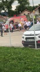 NOS AMIS DU CIRQUE ZAVATTA LAISSE LE MICRO