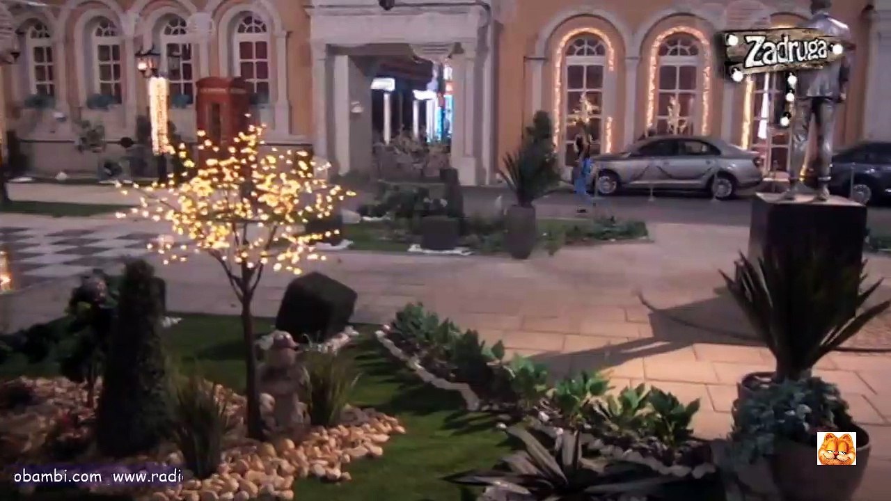 Sine sve je spremno za razvod, Lune se drzi