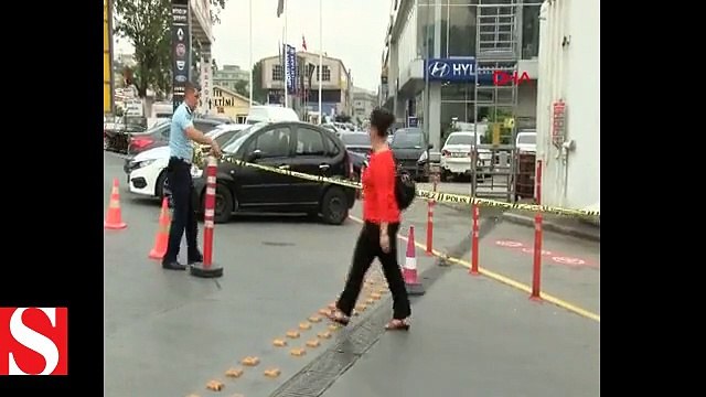 Minibüsçülerin kemerli saldırısına uğrayan polis silahını ateşledi