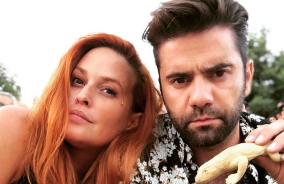 Σίσσυ Χρηστίδου: Βίντεο και φωτογραφίες από τη σχολική γιορτή των γιων της