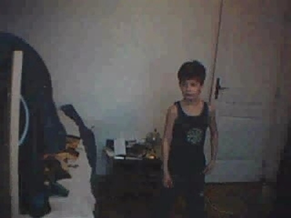 Tinou danse la tectonik mdr