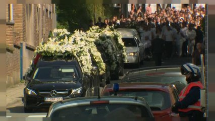 شاهد: موكب جنائزي مهيب لتشييع جثامين ضحايا هجوم لييج