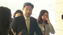 '부당노동 행위' 김장겸 前 MBC 사장 첫 재판...모든 혐의 부인 / YTN