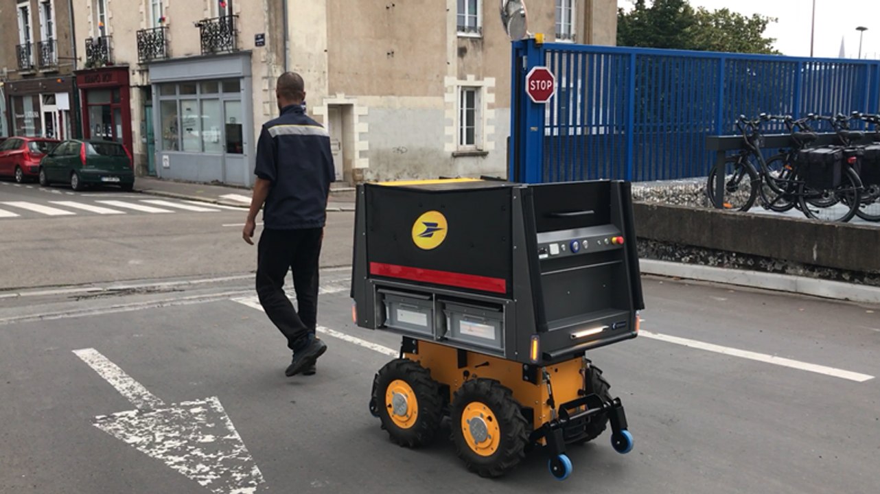 Le robot facteur en test à Nantes
