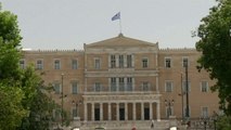 Greqia ul ndjeshëm tarifat për lejet e qëndrimit të emigrantëve - Top Channel Albania - News - Lajme