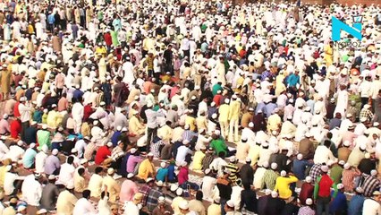 Goalkeeper 'Fakes Injury' To Help Teammates Break Fast