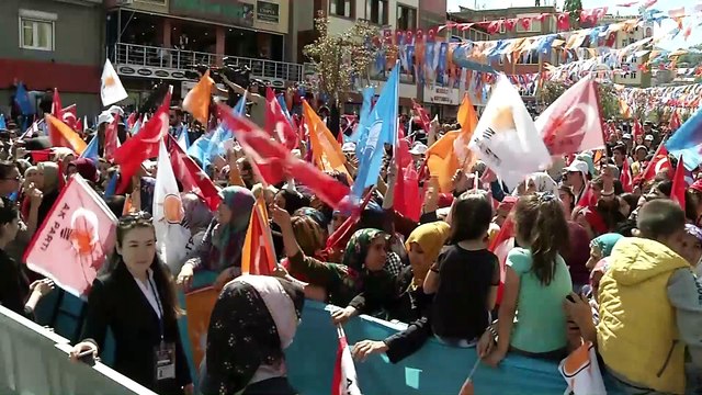 Başbakan Yıldırım: 'Üzümlü Esendere kapısı açık, şimdi Derecik Şemdinli Sınır Kapısı'nı da açacağız' - HAKKARİ