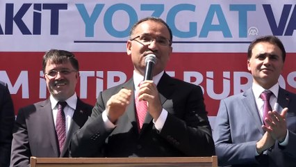 Bozdağ: '(İnce'ye) Sen Türkiye'nin cumhurbaşkanlığına mı adaysın yoksa başbakan yardımcılığı, hükümet sözcülüğüne mi adaysın' - YOZGAT