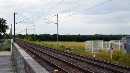 Arrivée en gare d'un TER destination La Rochelle